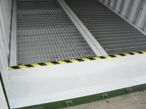 10ft x 8ft Open Mesh Floor Bunded Store - Image 2